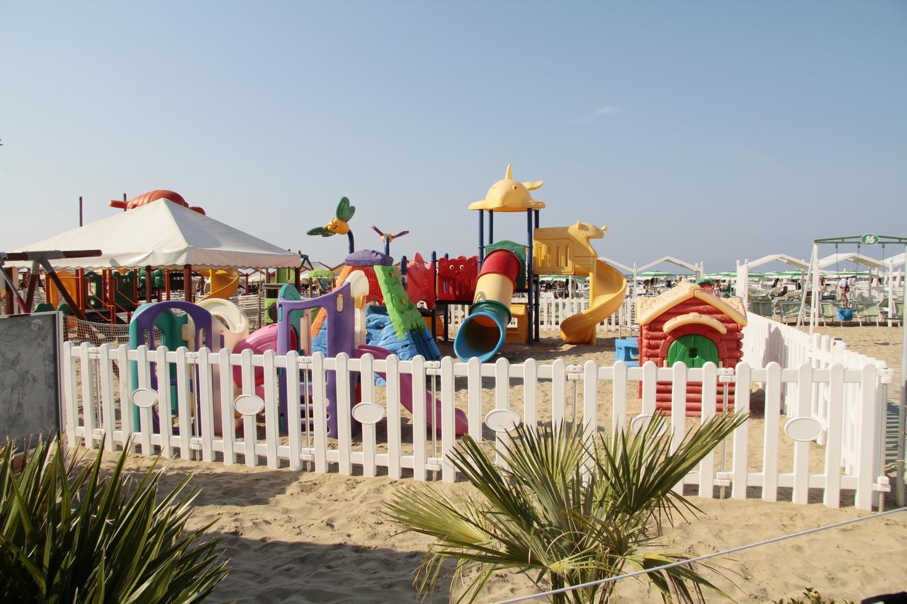 Hotel Bellevue كاتوليكا المظهر الخارجي الصورة