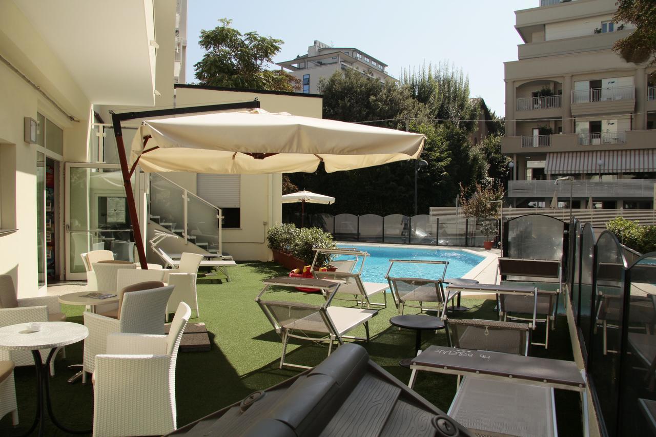 Hotel Bellevue كاتوليكا المظهر الخارجي الصورة
